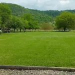 Les Sapinettes Proche De La Riviere A 100 M *